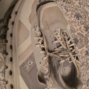 On Women’s Running Shoe CloudrunnerWhite/Ivory Size - 10M